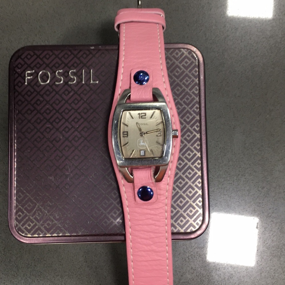 John Deere Fossil collector